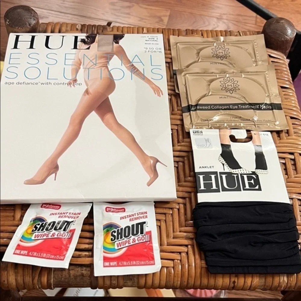 HUE Black Women’s Anklet Socks, stockings, beauty bundle
